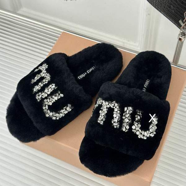 Picture of Miumiu Shoes _SKUMiuMiusz35-40JX070217911